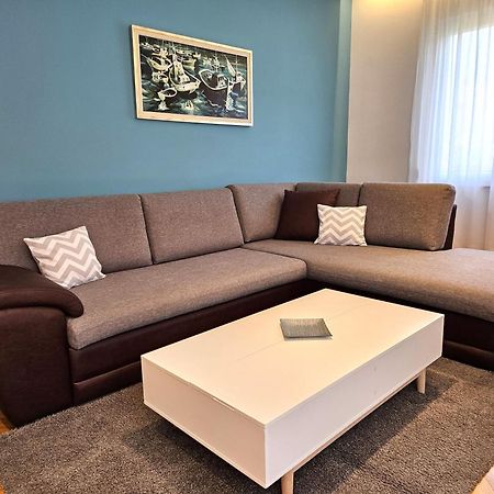 Apartment Olga Malinska Bagian luar foto