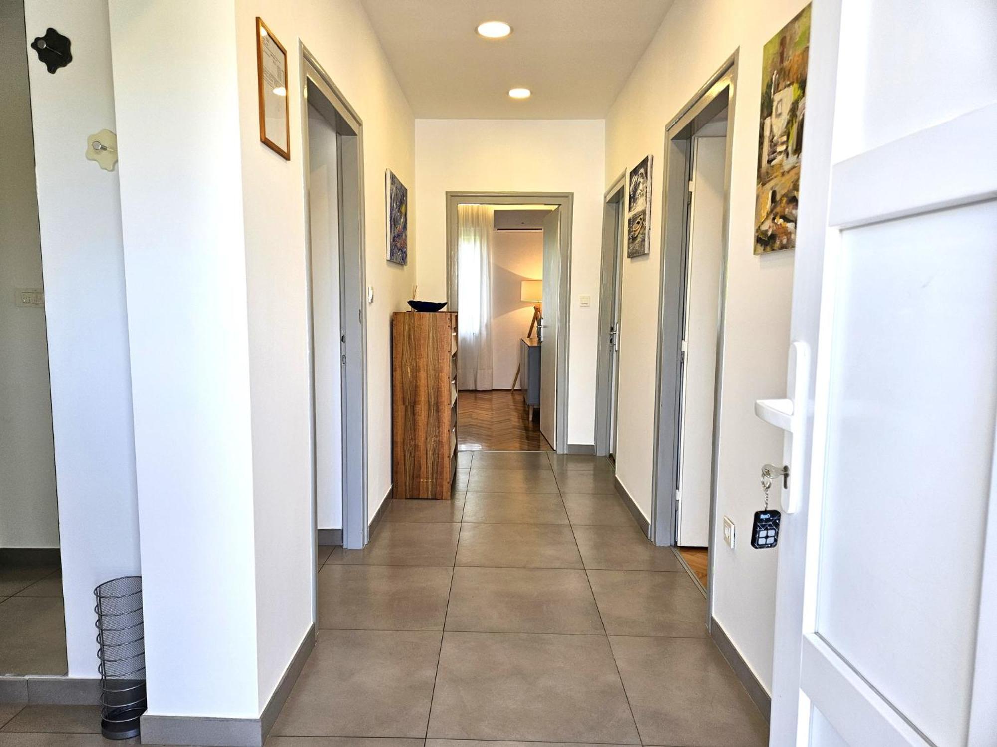 Apartment Olga Malinska Bagian luar foto